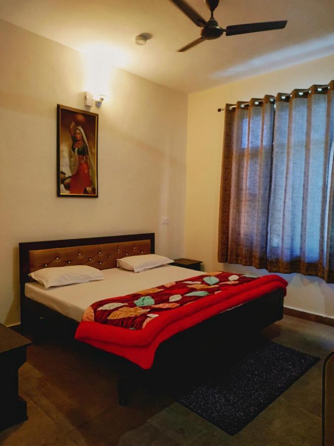 Raahi Stay, Landing Site Bir - Stay & Cafe Buitenkant foto
