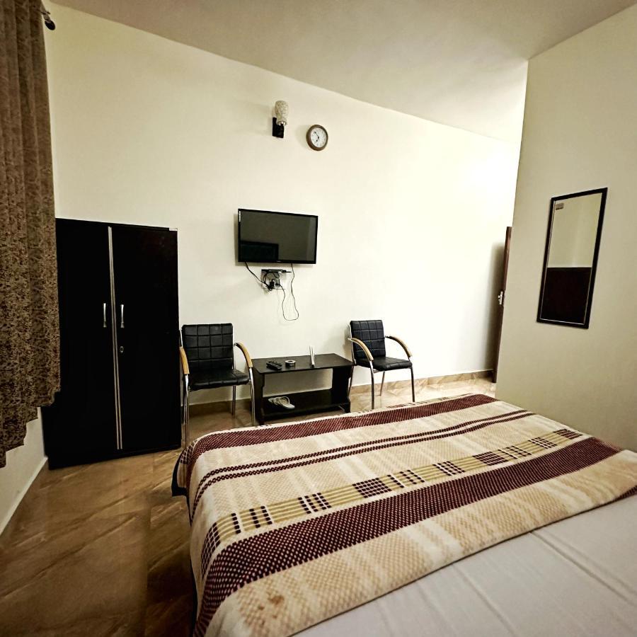 Raahi Stay, Landing Site Bir - Stay & Cafe Buitenkant foto