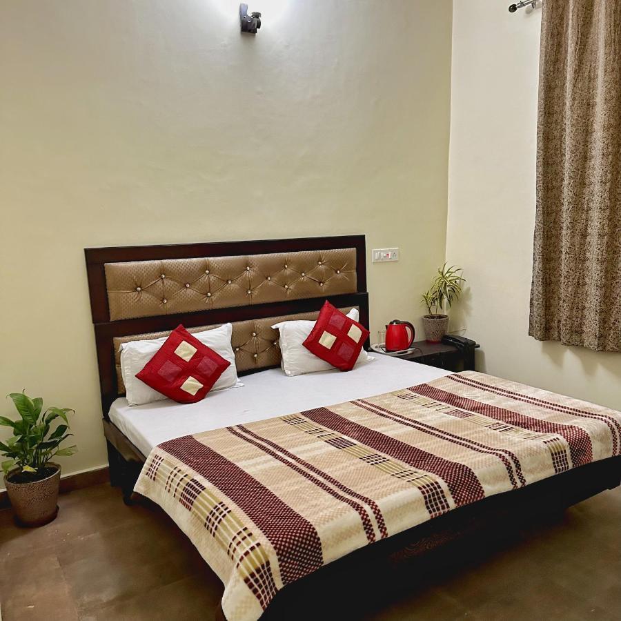 Raahi Stay, Landing Site Bir - Stay & Cafe Buitenkant foto