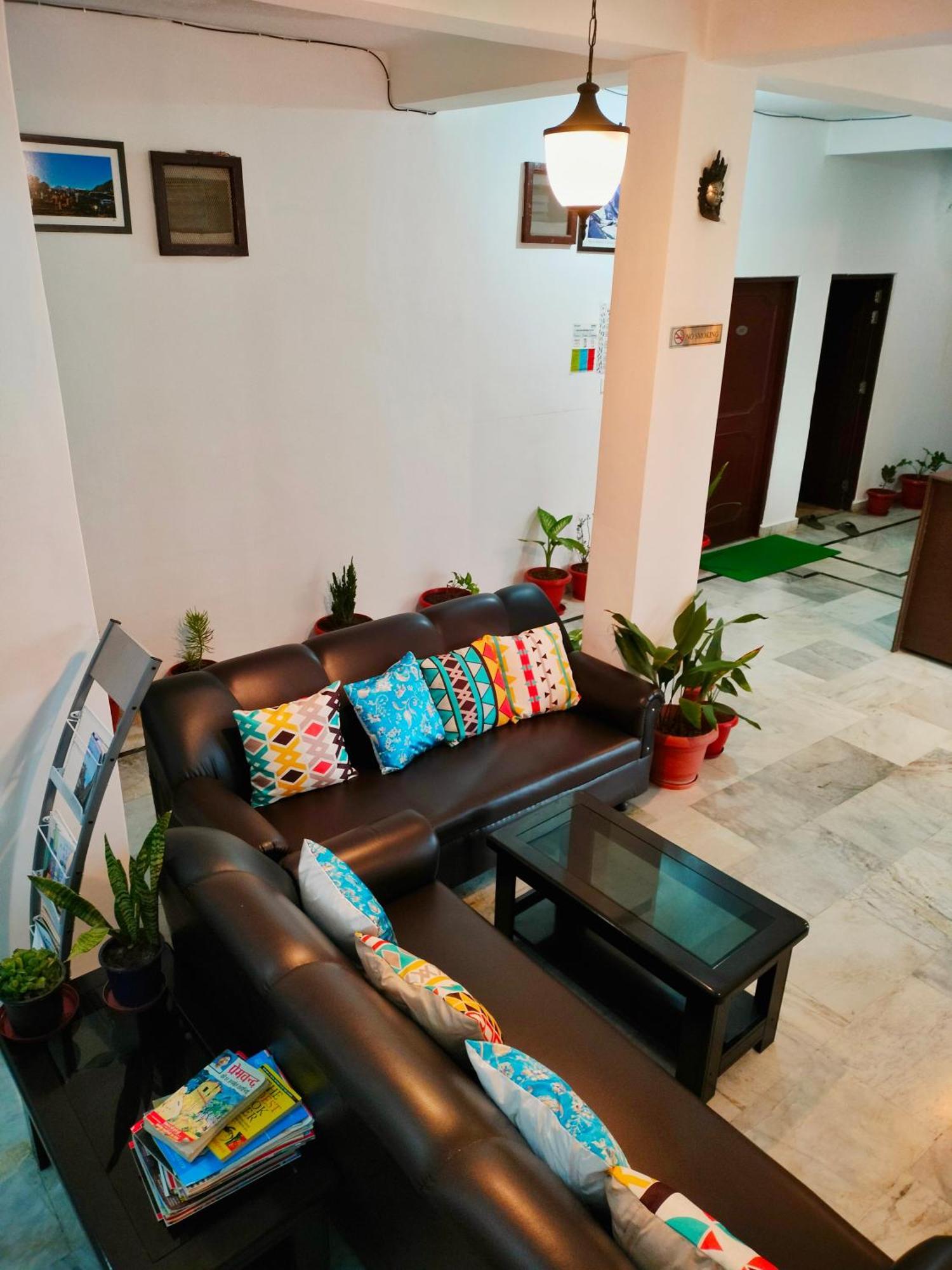 Raahi Stay, Landing Site Bir - Stay & Cafe Buitenkant foto