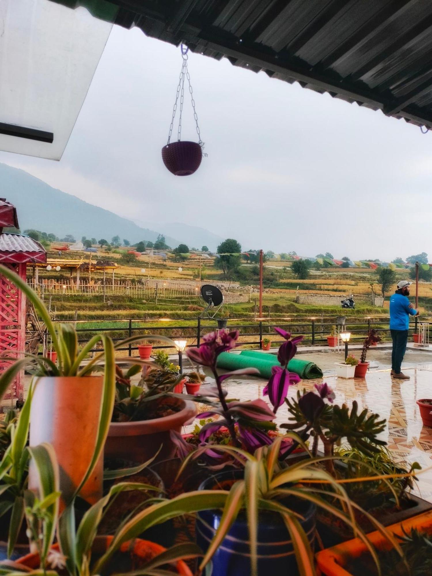 Raahi Stay, Landing Site Bir - Stay & Cafe Buitenkant foto